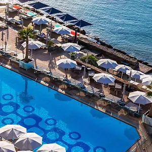 Отель Pullman Cannes ****
